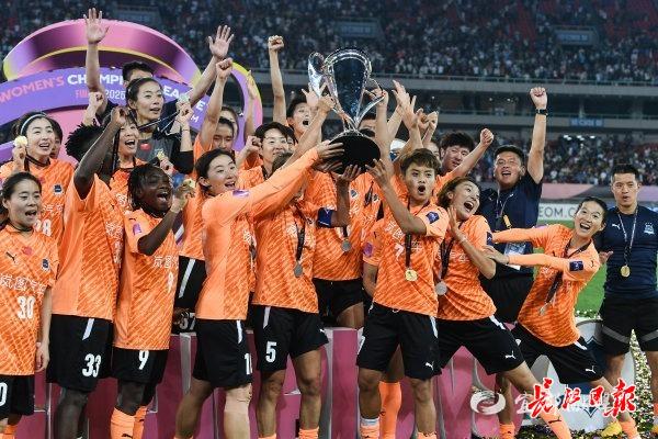 关于亚洲球队战术灵活,瞄准亚冠赛事金杯的信息 关于亚洲球队战术灵活,瞄准亚冠赛事金杯的信息