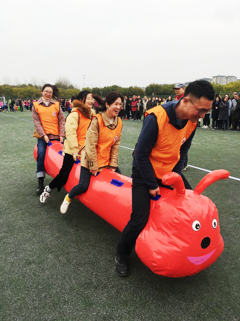 团队默契提升联赛战绩节节攀升