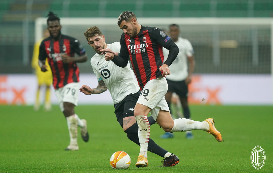 包含里尔客场逆转击败对手，追赶领头羊的词条