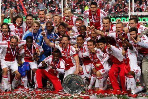 纽卡斯尔客场逼平富勒姆，比分悬殊无胜负的简单介绍