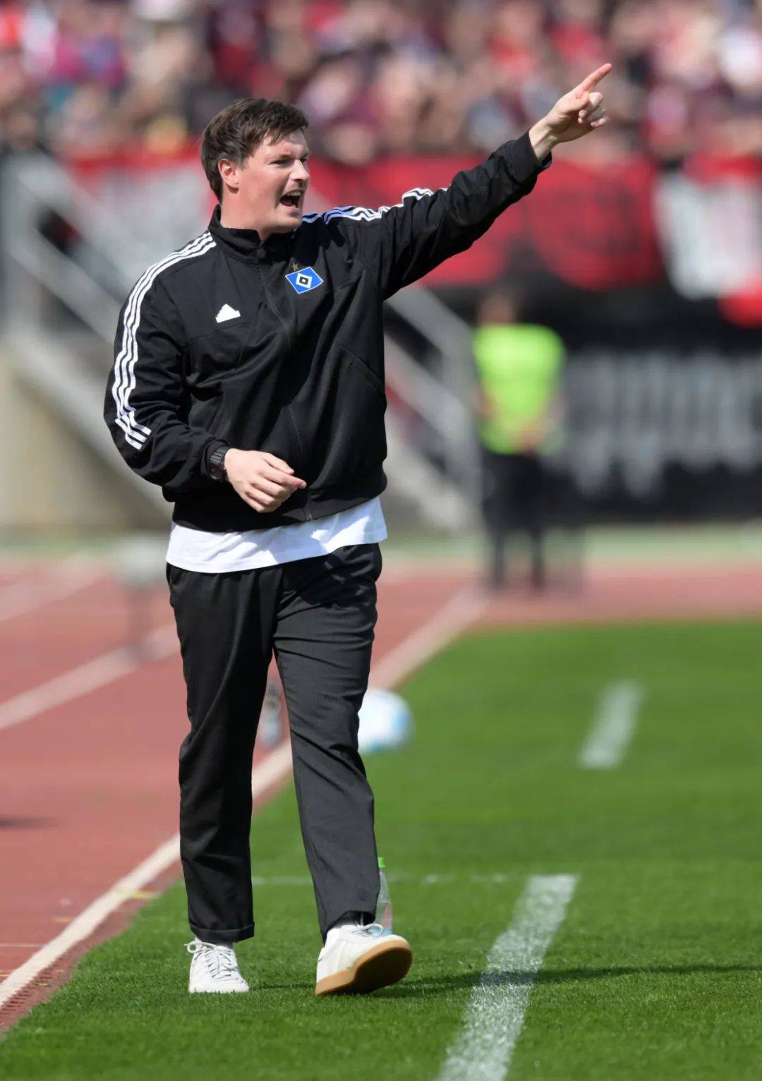 博彩平台排名-汉堡主场战平对手，艰难保持不败(汉堡主场战平对手,艰难保持不败的原因)