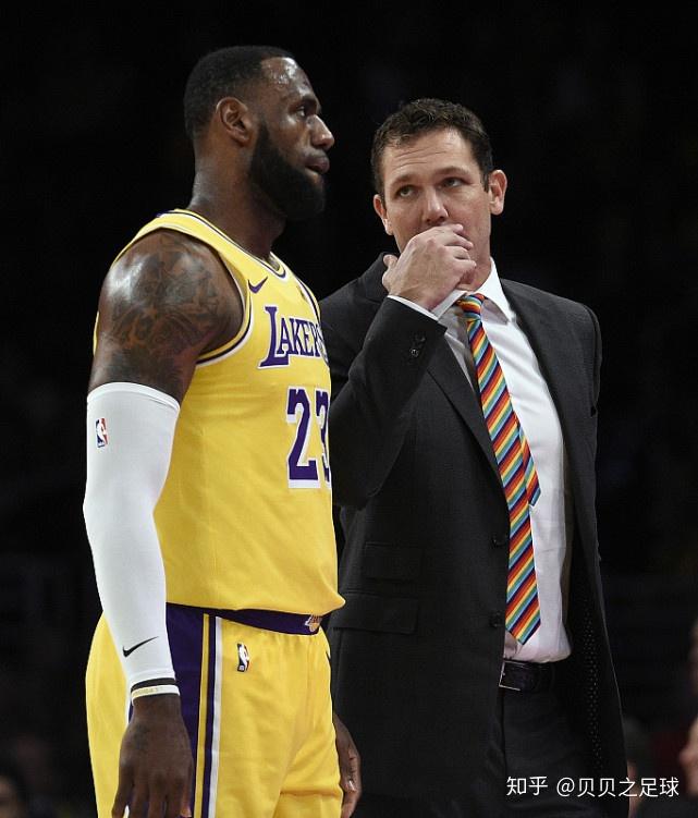 包含沃尔夫斯堡外援助攻得手,带领球队实现翻盘的词条 包含沃尔夫斯堡外援助攻得手,带领球队实现翻盘的词条